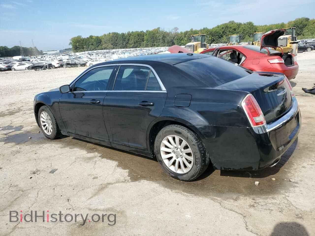2014 CHRYSLER 300 - VIN: 2C3CCAAG7EH228929 - Photo 2