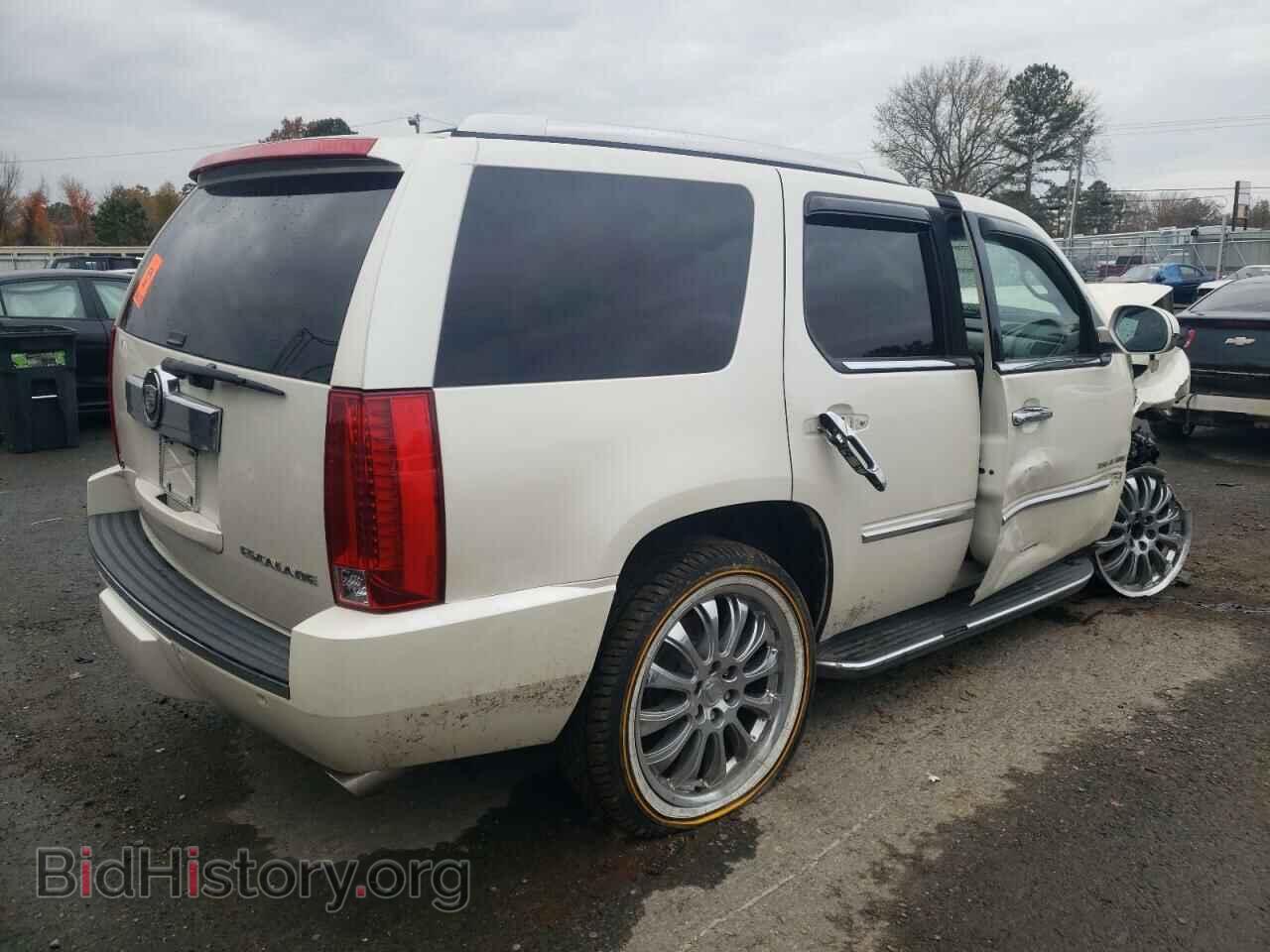 2011 CADILLAC ESCALADE - VIN: 1GYS3AEF3BR374856 - Фото 3