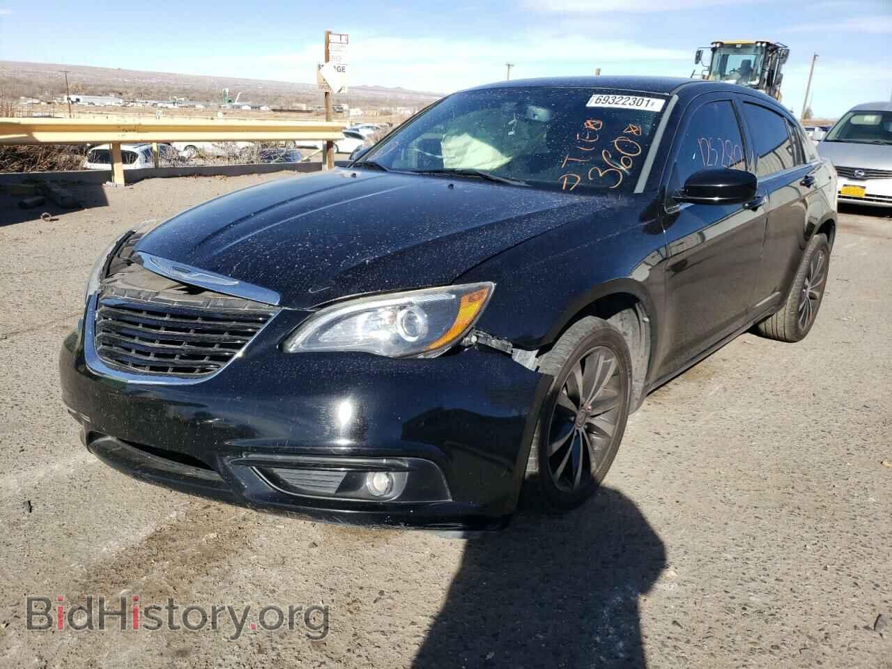 2013 CHRYSLER 200 - VIN: 1C3CCBBB9DN699978 - Фото 2