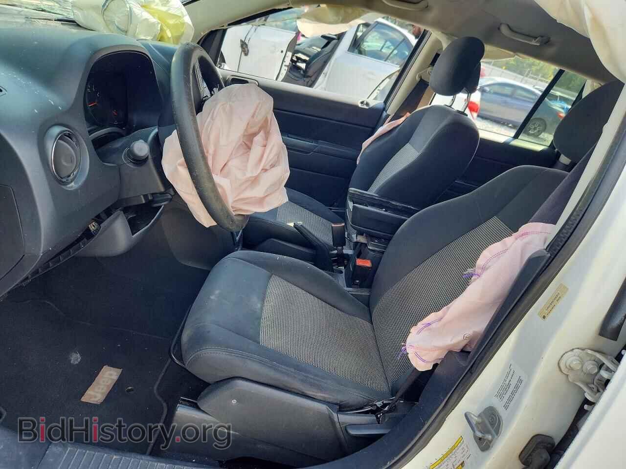 2012 JEEP COMPASS - VIN: 1C4NJCBA0CD553870 - Photo 7