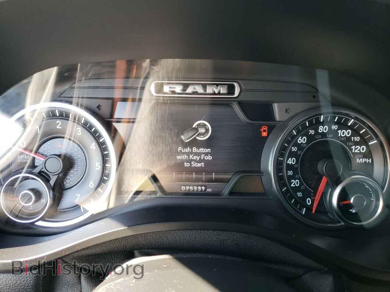 2019 RAM 1500 - VIN: 1C6SRFJT4KN605937 - Фото 9