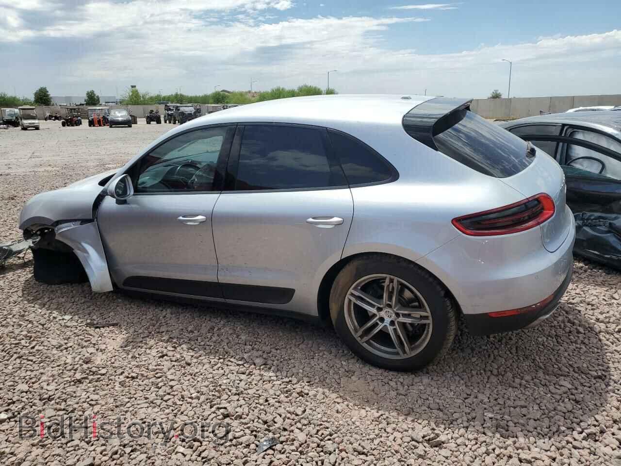 2017 PORSCHE MACAN - VIN: WP1AA2A56HLB05240 - Photo 2