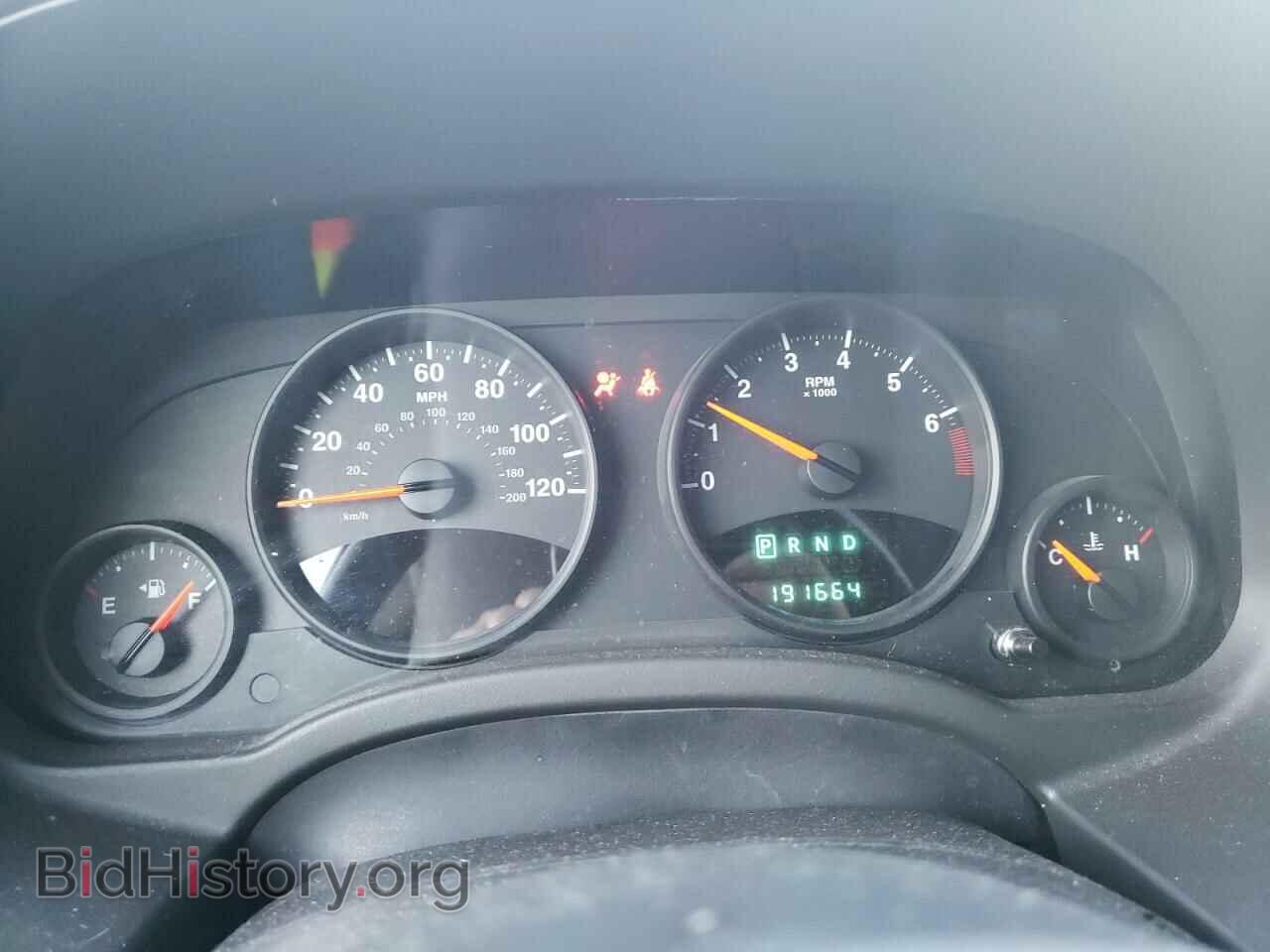 2012 JEEP COMPASS - VIN: 1C4NJDEB2CD697981 - Photo 8