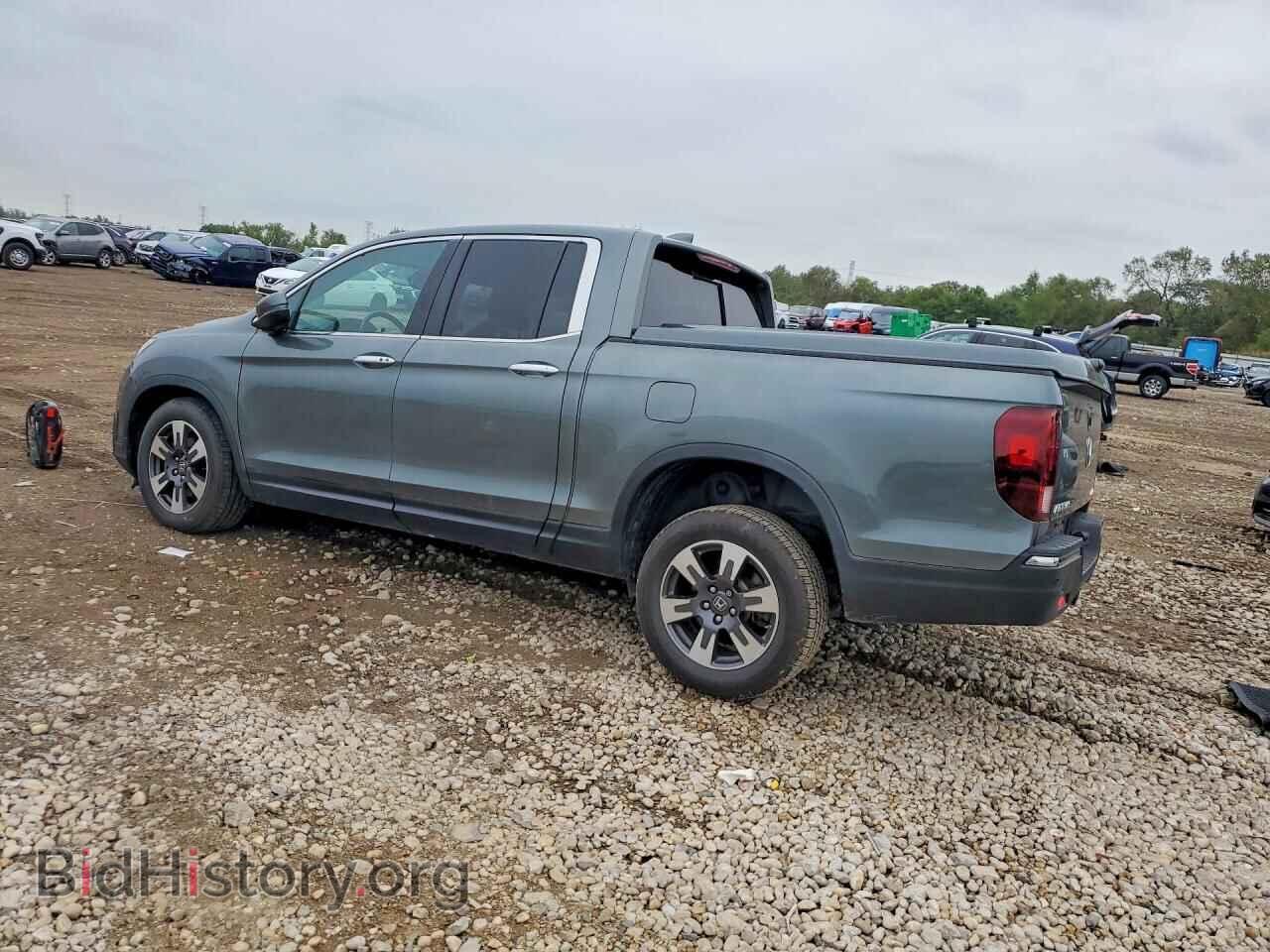 2017 HONDA RIDGELINE - VIN: 5FPYK3F72HB012500 - Photo 2