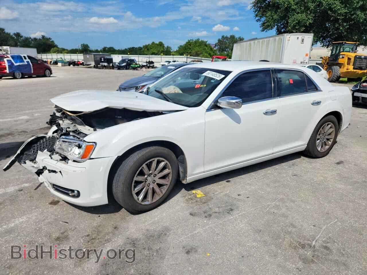 Photo 2C3CCAEG4DH620842 - CHRYSLER 300 2013