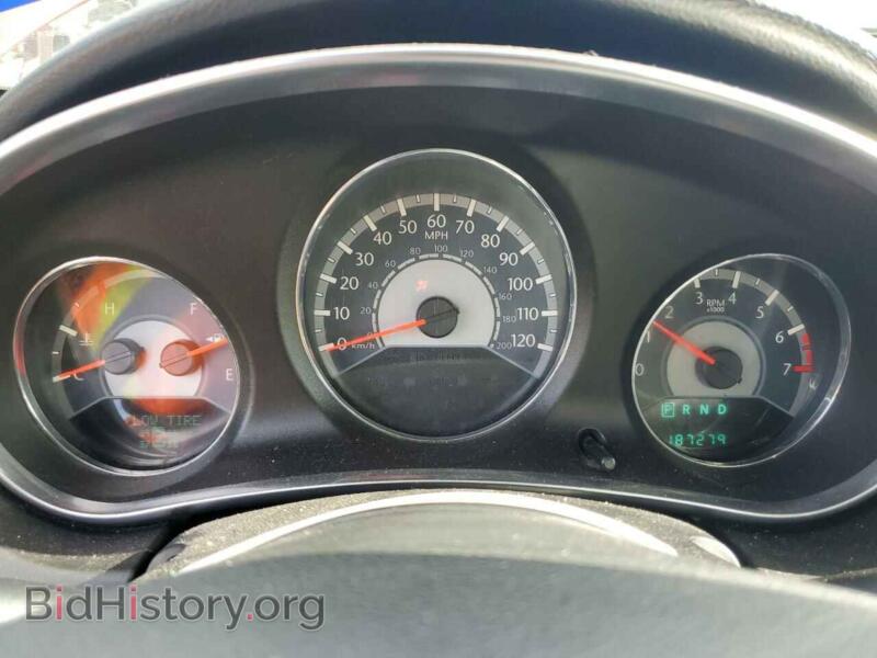 2013 Chrysler 200 (VIN 1C3CCBBB8DN612295) — photo 9 of 12
