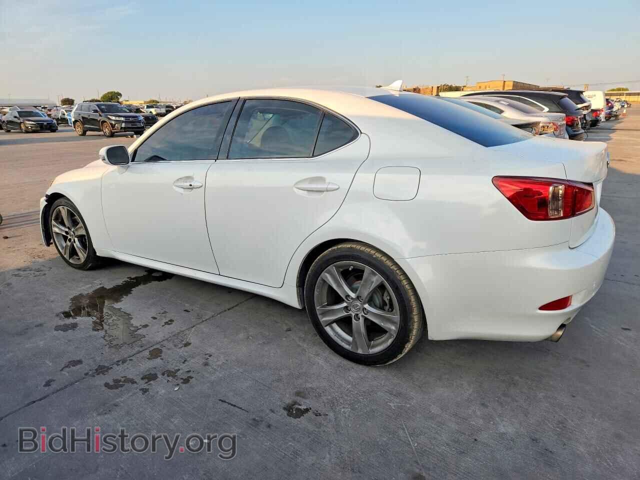 2011 LEXUS IS - VIN: JTHBF5C24B5153373 - Фото 2
