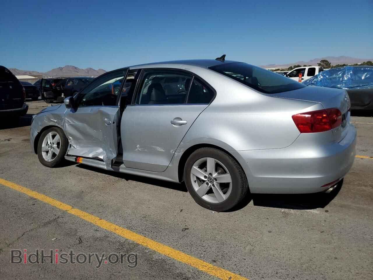 2014 VOLKSWAGEN JETTA - VIN: 3VWLL7AJ2EM354561 - Фото 2