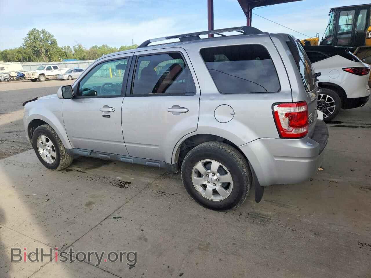2011 FORD ESCAPE - VIN: 1FMCU9EG9BKC54689 - Photo 2