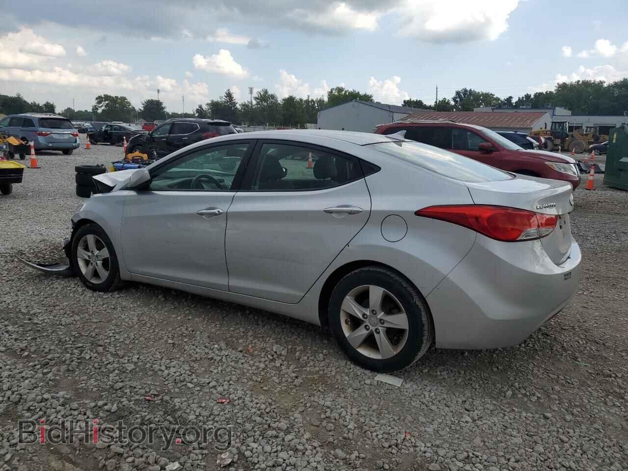 2013 HYUNDAI ELANTRA - VIN: 5NPDH4AE4DH371943 - Фото 2