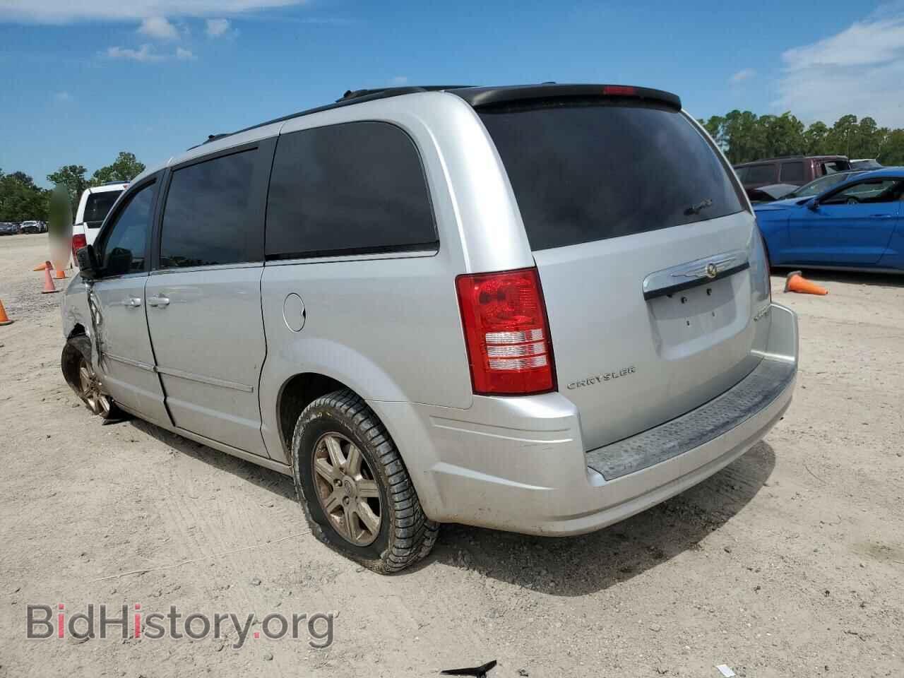 2010 CHRYSLER MINIVAN - VIN: 2A4RR5D17AR116990 - Фото 2