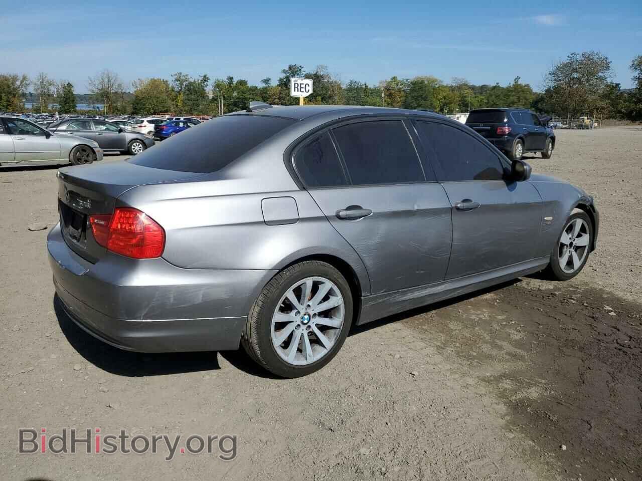 2011 BMW 3 SERIES - VIN: WBAPK7C54BA972770 - Фото 3