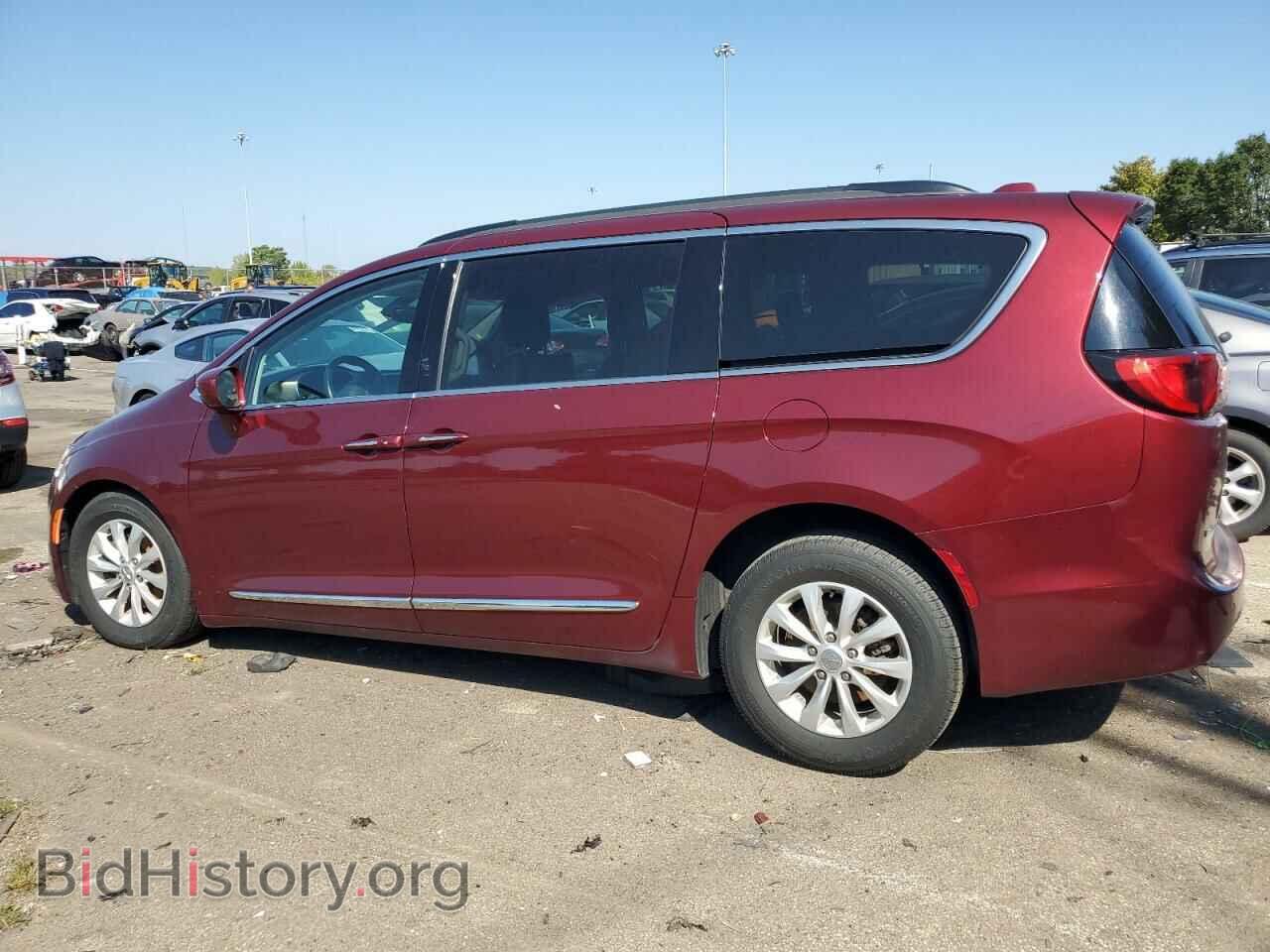 2017 CHRYSLER PACIFICA - VIN: 2C4RC1BG0HR676125 - Photo 2