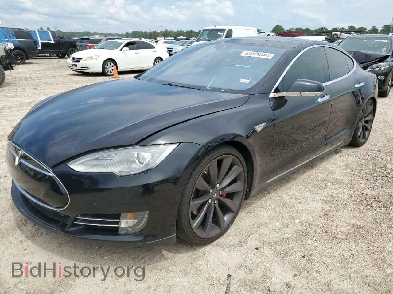 Фотография 5YJSA1E45FF106896 - TESLA MODEL S 2015