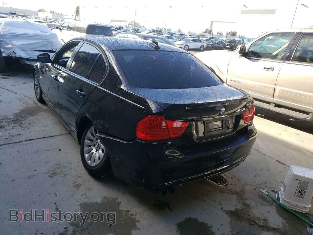 2009 BMW 3 SERIES - VIN: WBAPH53589A435266 - Фото 3