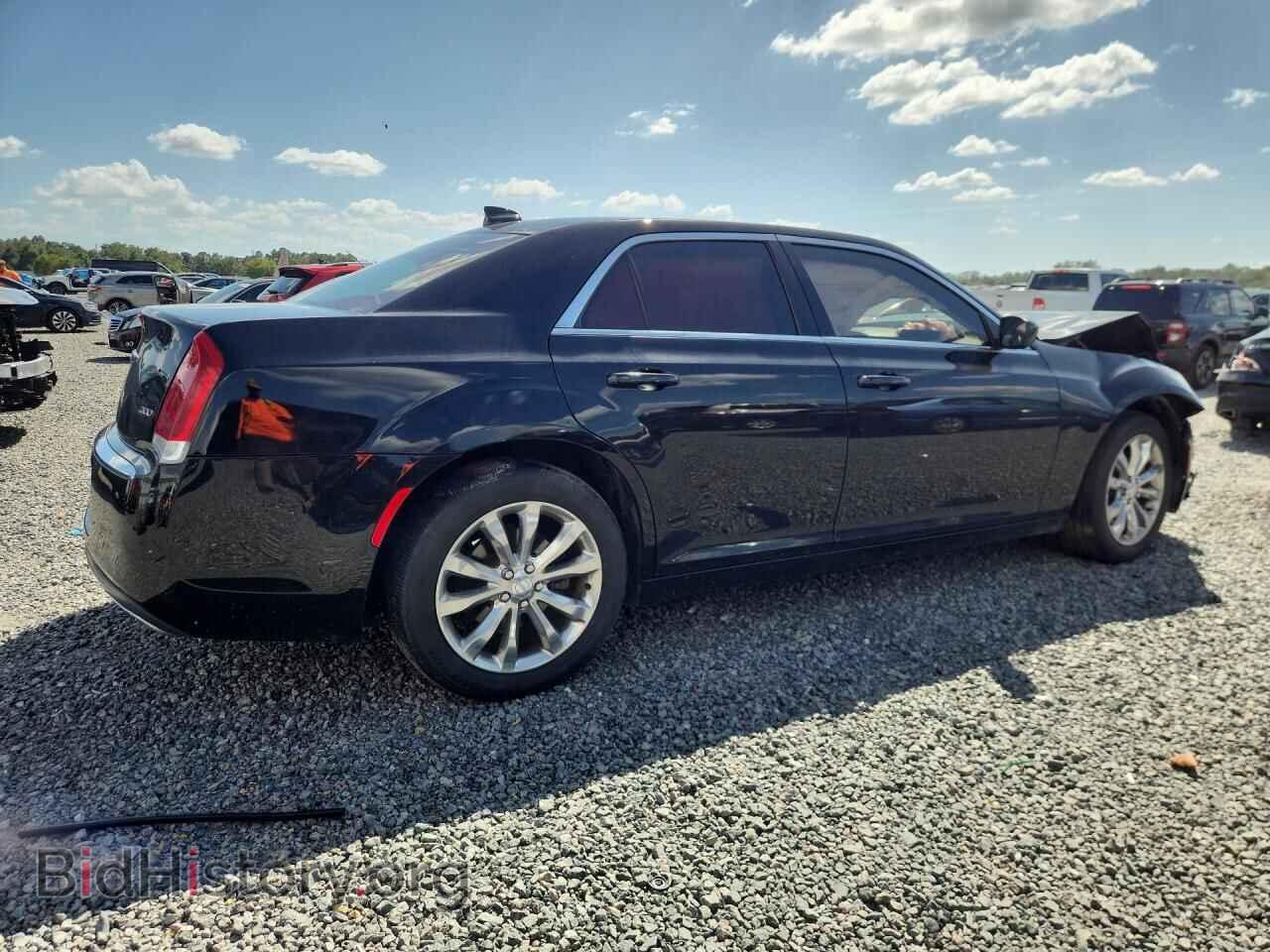 2015 CHRYSLER 300 - VIN: 2C3CCARG6FH760811 - Photo 3