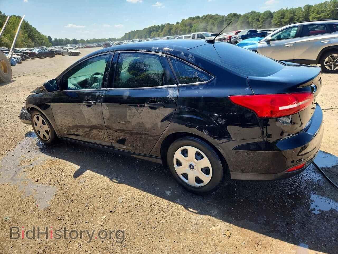 2016 FORD FOCUS - VIN: 1FADP3E27GL379005 - Photo 2