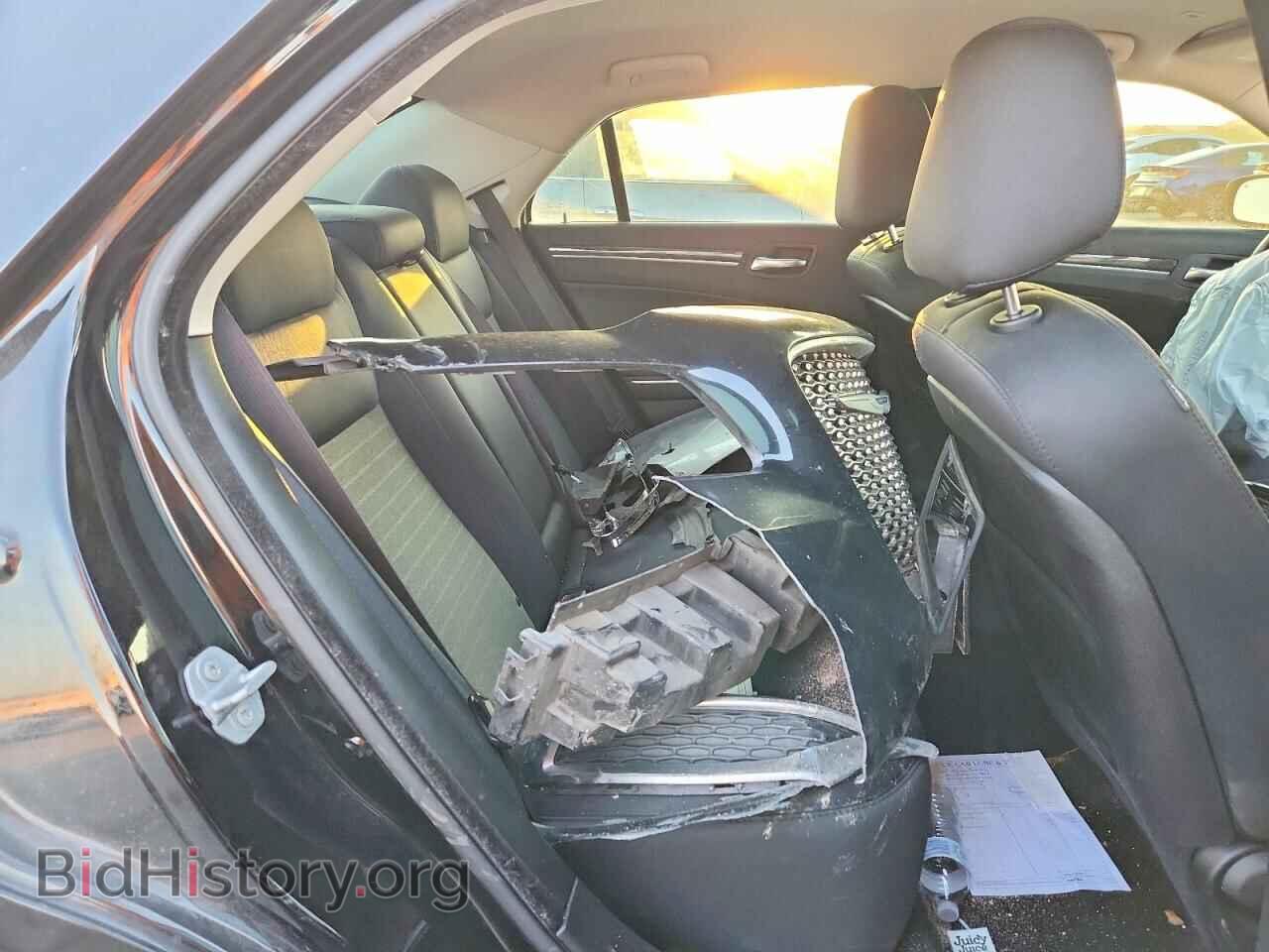 2019 CHRYSLER 300 - VIN: 2C3CCAAG9KH661180 - Фото 10