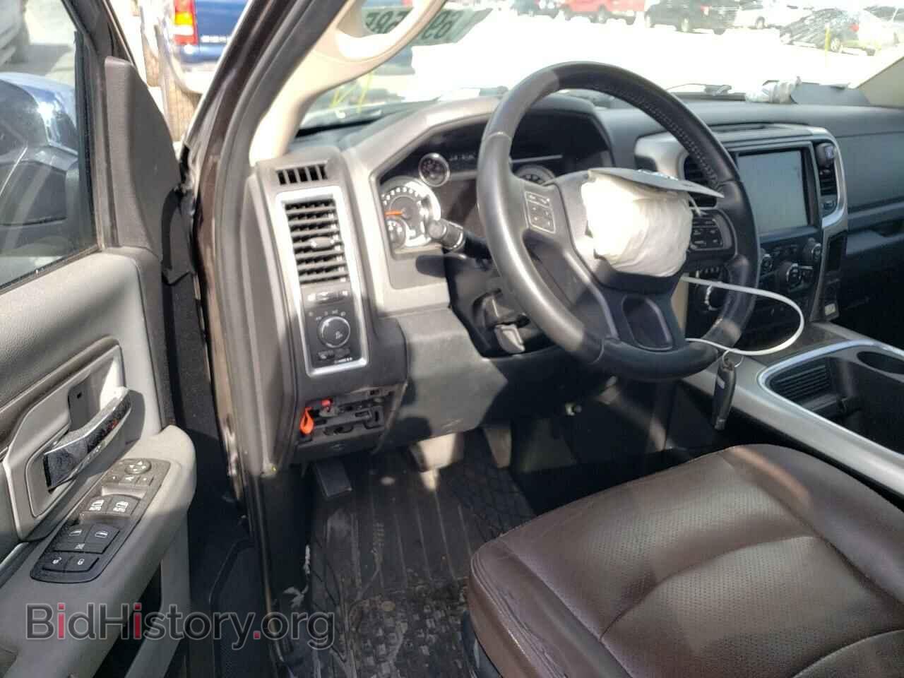 2016 RAM 1500 - VIN: 3C6RR6LT3GG352105 - Фото 9