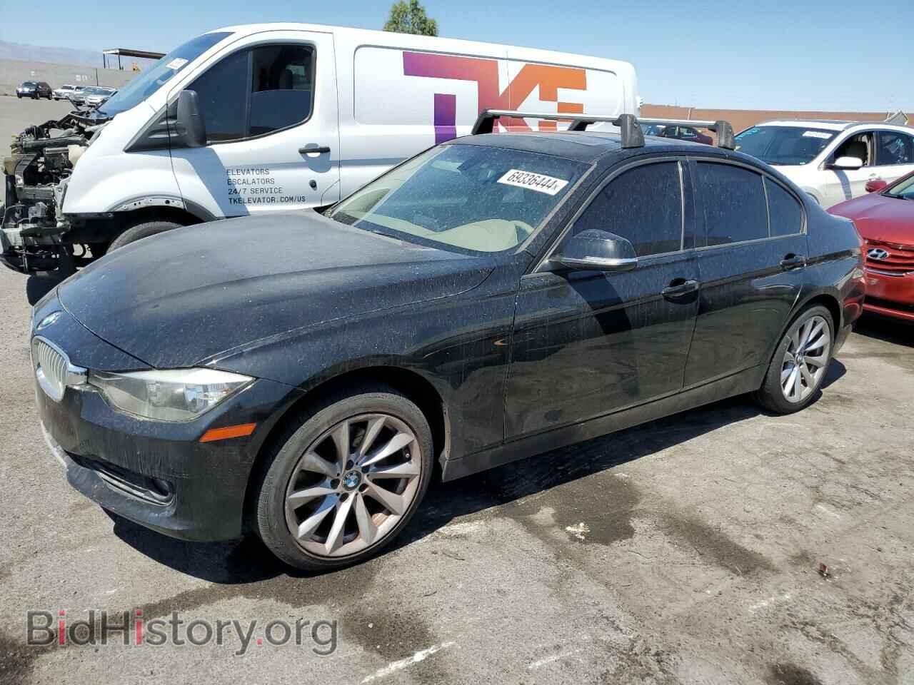 Фотография WBA3C1C58CF433016 - BMW 3 SERIES 2012