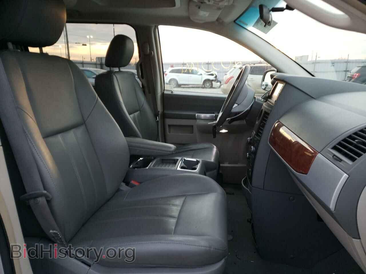 2008 CHRYSLER MINIVAN - VIN: 2A8HR54P68R730700 - Фото 5