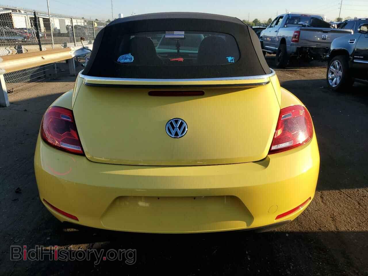 2013 VOLKSWAGEN BEETLE - VIN: 3VW5X7AT1DM824351 - Фото 6