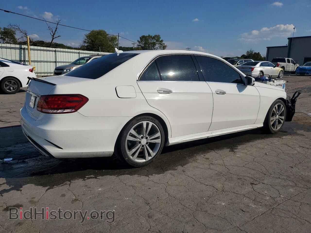 2014 MERCEDES-BENZ E-CLASS - VIN: WDDHF5KB9EA854666 - Фото 3