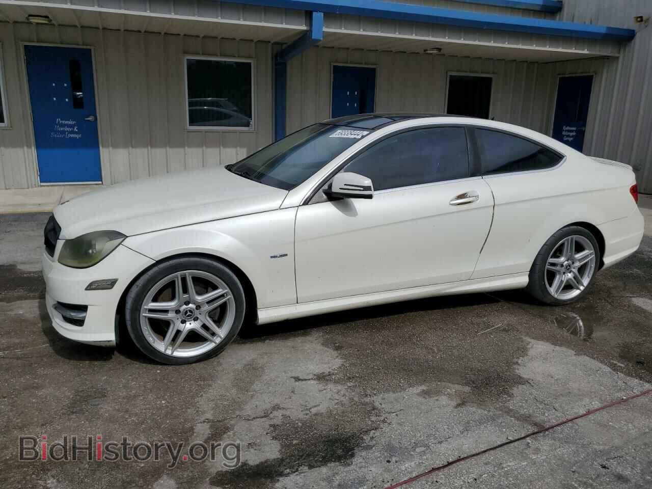 Фотография WDDGJ5HB5CF835534 - MERCEDES-BENZ C-CLASS 2012