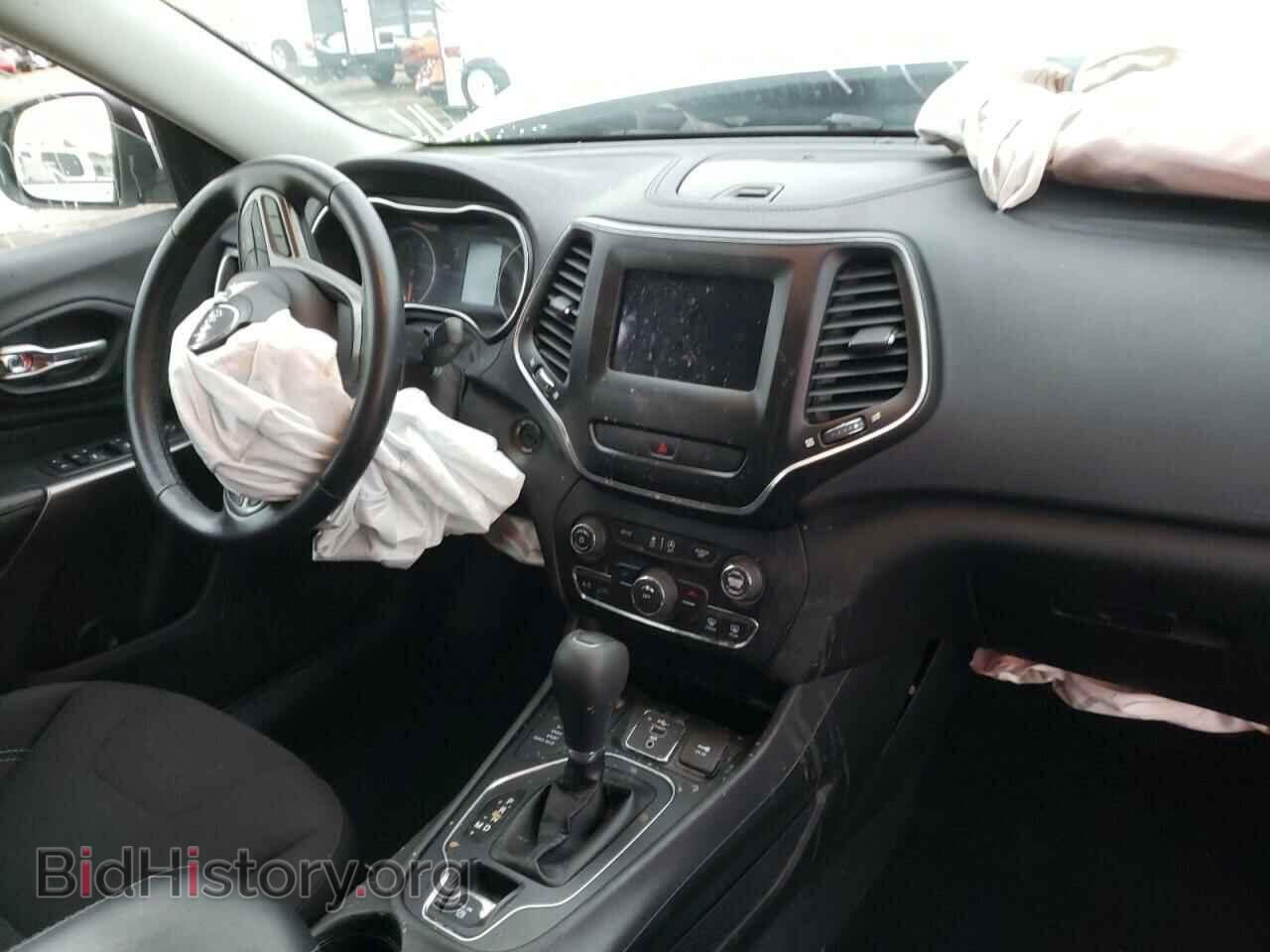 2019 JEEP CHEROKEE - VIN: 1C4PJMCB1KD329043 - Фото 9