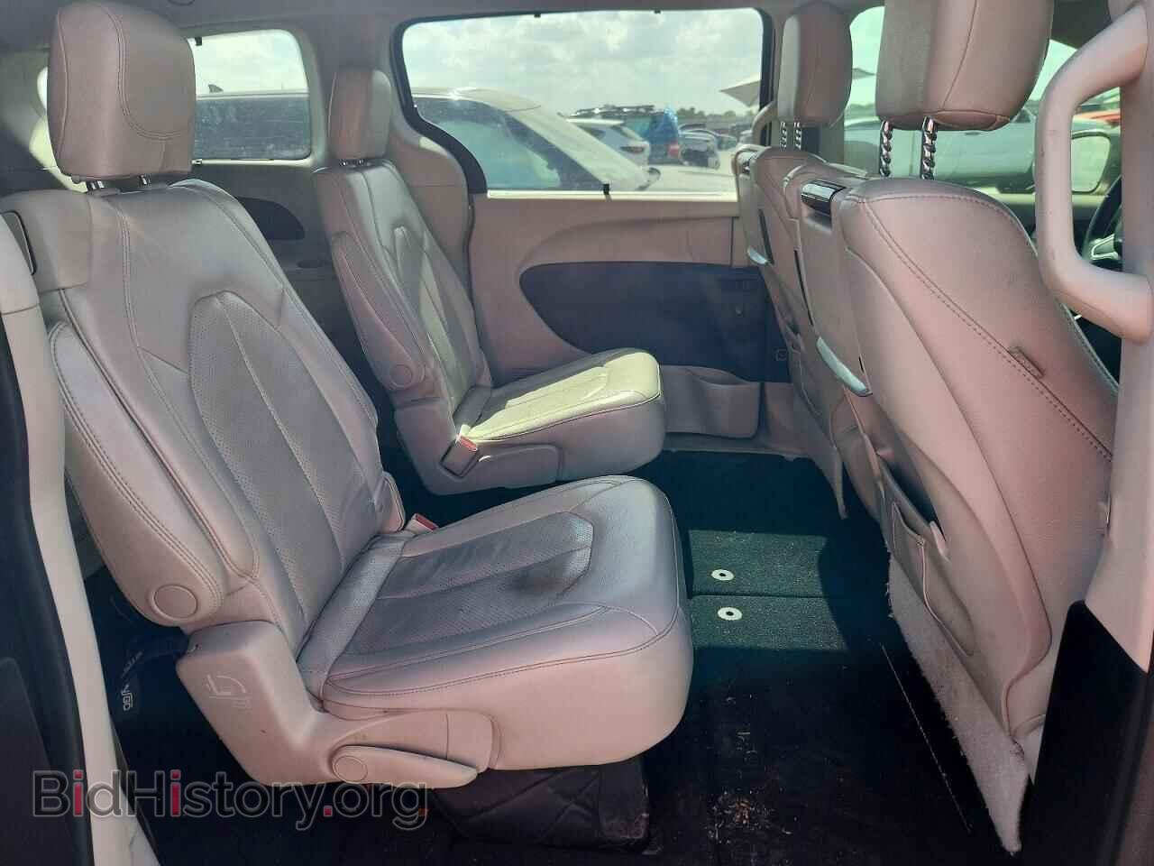 2018 CHRYSLER PACIFICA - VIN: 2C4RC1EG9JR139237 - Photo 11