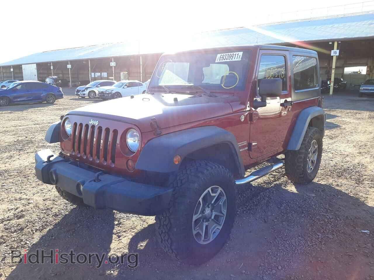 2011 JEEP WRANGLER - VIN: 1J4AA2D19BL529751 - Фото 2