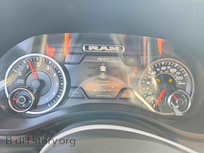 2019 RAM 1500 (VIN 1C6SRFJT7KN517836) — фото 9 из 12