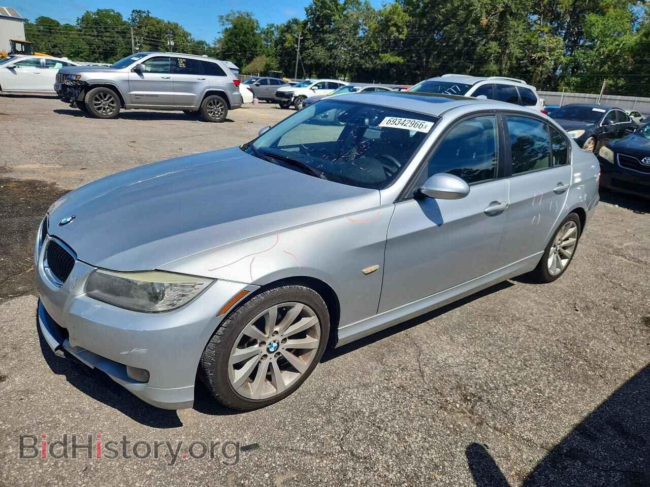 Фотография WBAPH7C5XBE673839 - BMW 3 SERIES 2011
