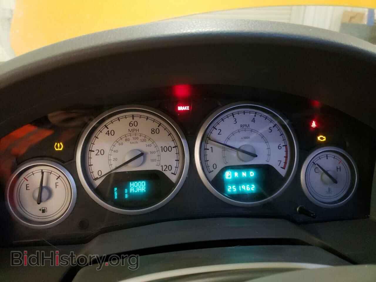 2008 CHRYSLER MINIVAN - VIN: 2A8HR54P88R716703 - Фото 9