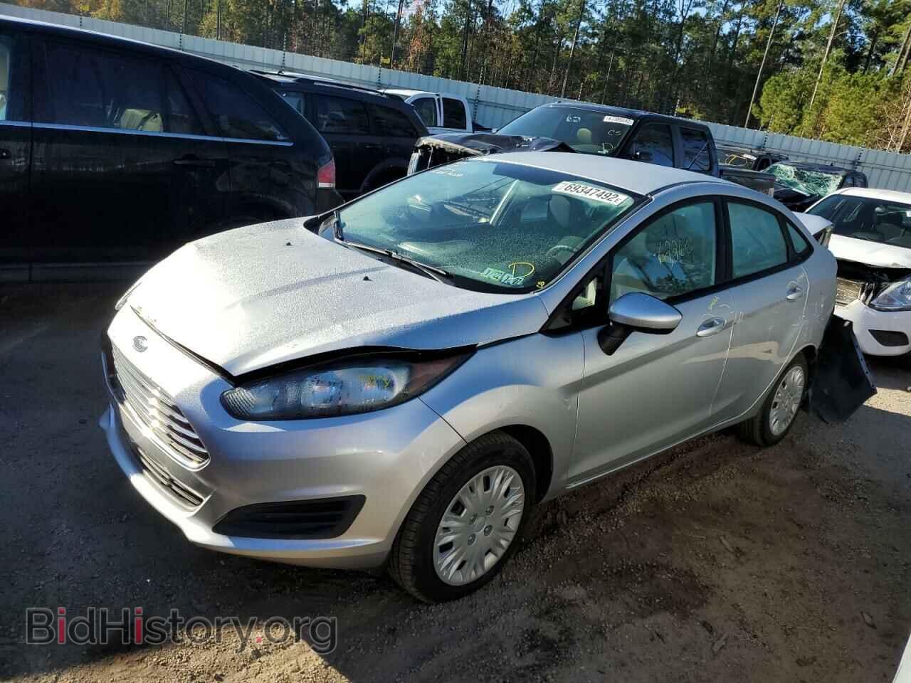 Photo 3FADP4AJ9FM190095 - FORD FIESTA 2015