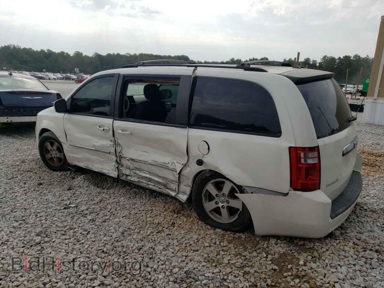 2010 DODGE CARAVAN - VIN: 2D4RN5D18AR196742 - Фото 2