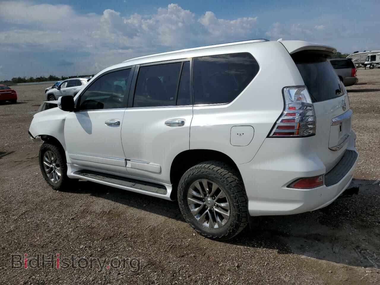 2015 LEXUS GX - VIN: JTJBM7FX4F5098548 - Фото 2