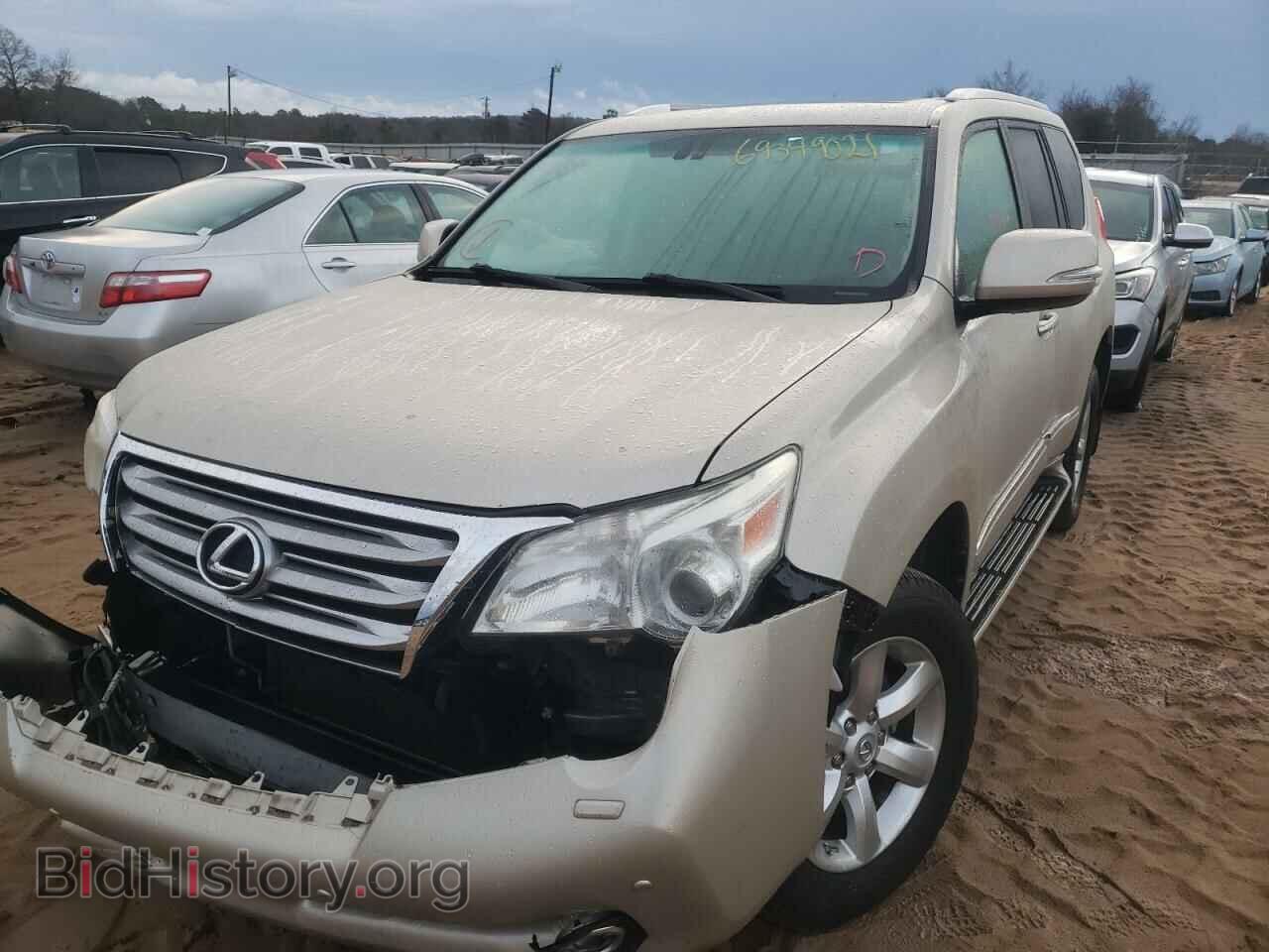 2011 LEXUS GX - VIN: JTJJM7FX6B5033593 - Фото 2