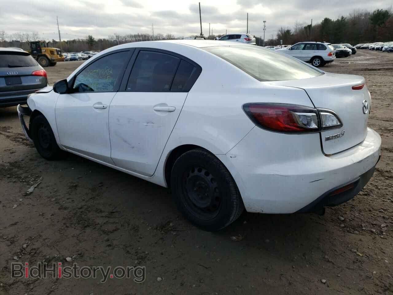 2011 MAZDA 3 - VIN: JM1BL1UG6B1415169 - Photo 2