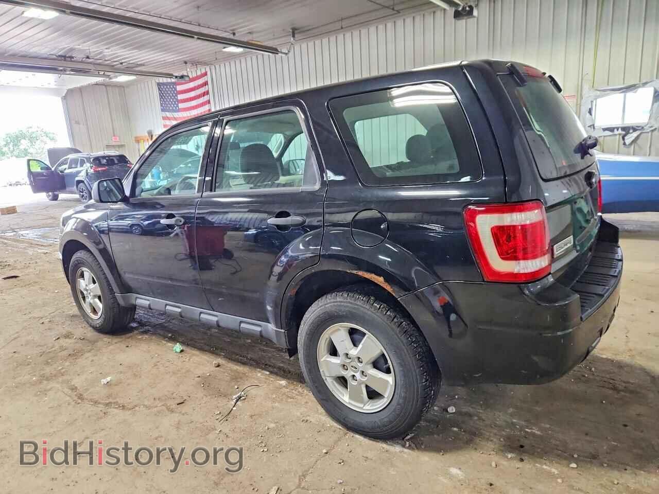 2010 FORD ESCAPE - VIN: 1FMCU9C70AKB50657 - Фото 2
