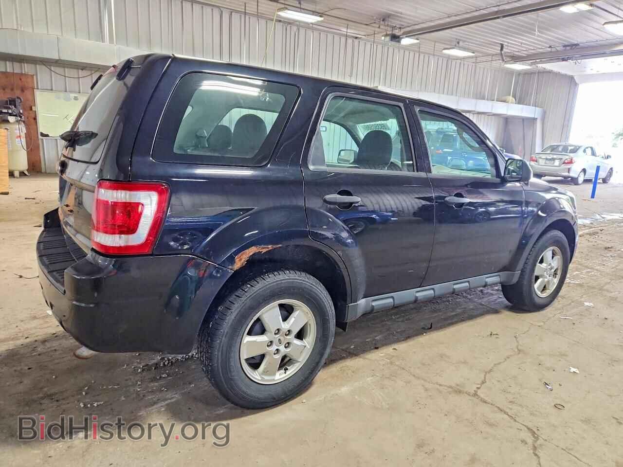 2010 FORD ESCAPE - VIN: 1FMCU9C70AKB50657 - Фото 3