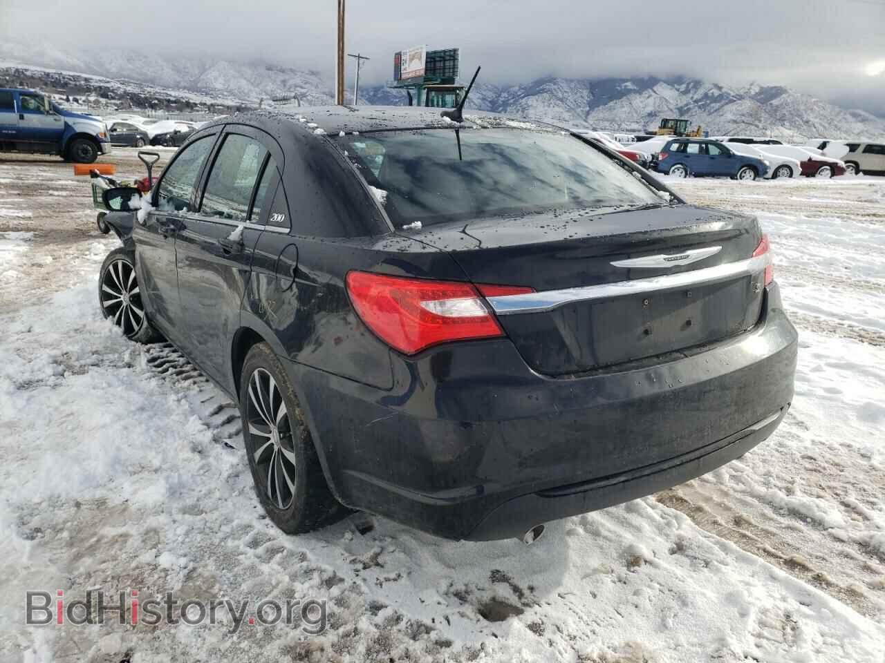 2011 CHRYSLER 200 - VIN: 1C3BC8FG2BN597391 - Фото 3