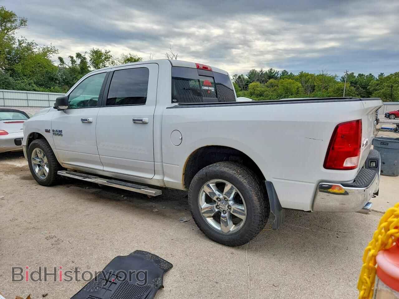 2016 RAM 1500 - VIN: 3C6RR7LT2GG279914 - Фото 2