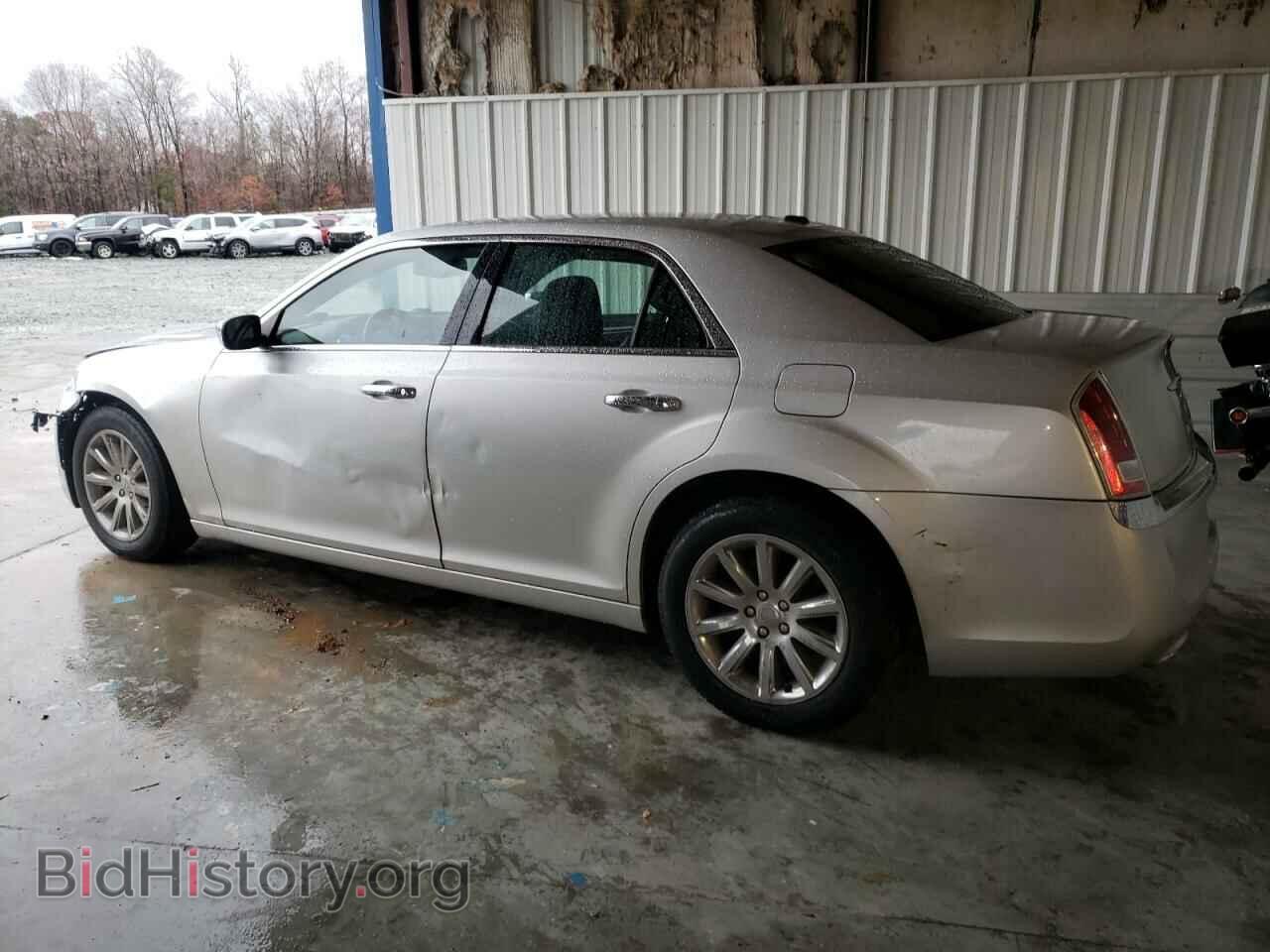 2012 CHRYSLER 300 - VIN: 2C3CCACG3CH224127 - Фото 2