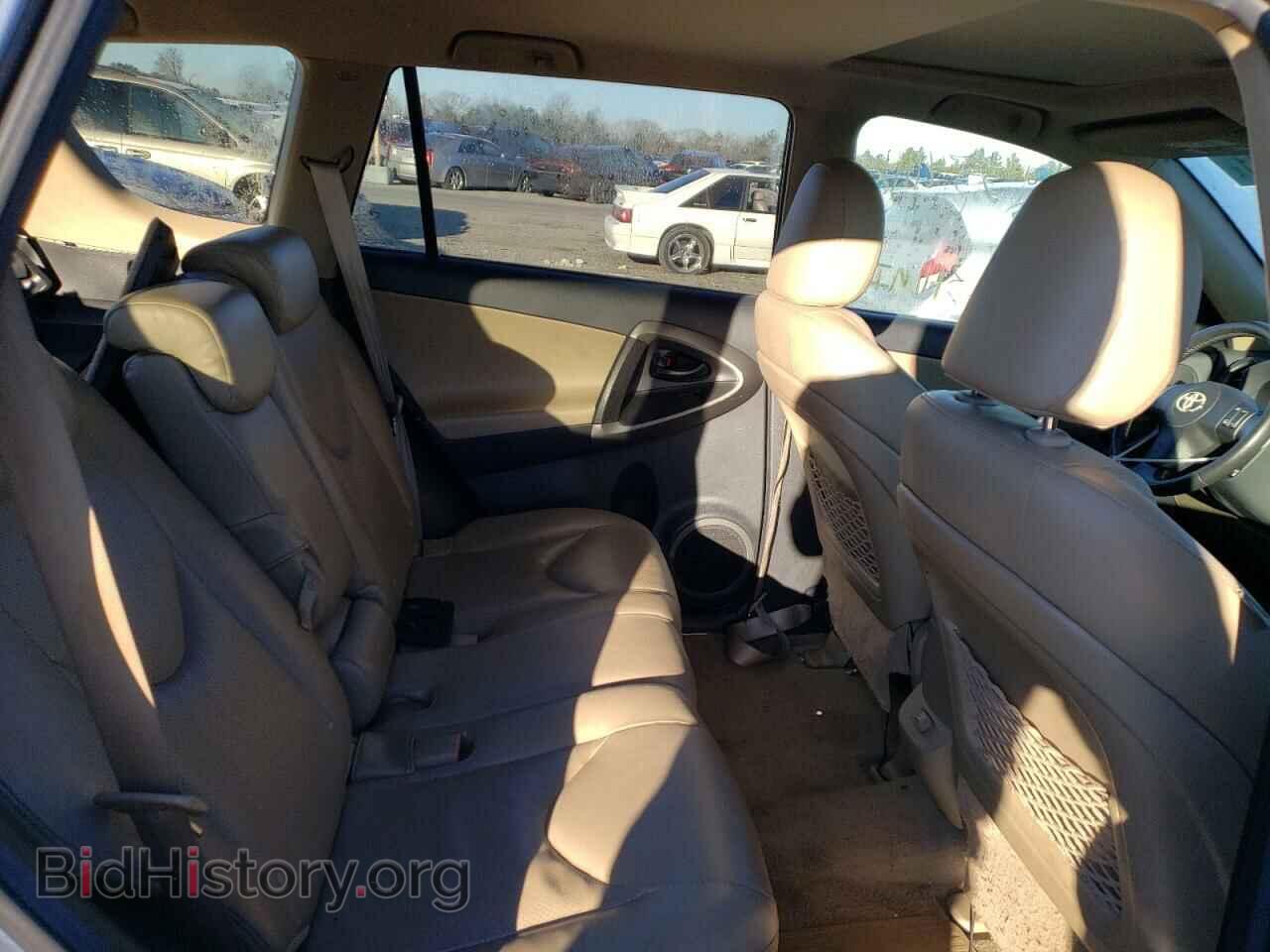 2011 TOYOTA RAV4 - VIN: 2T3DF4DV8BW143077 - Фото 6