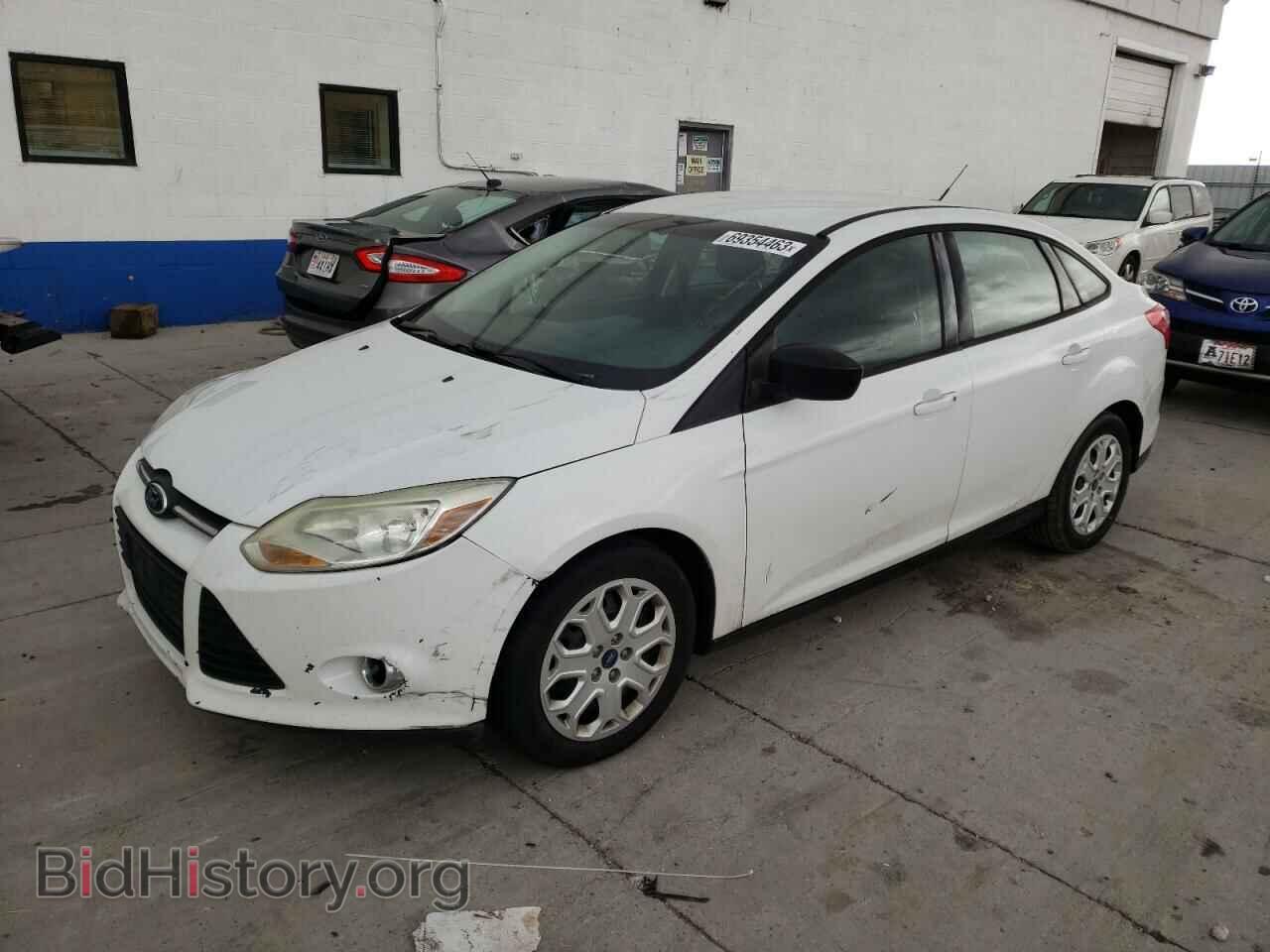 Фотография 1FAHP3F26CL185396 - FORD FOCUS 2012