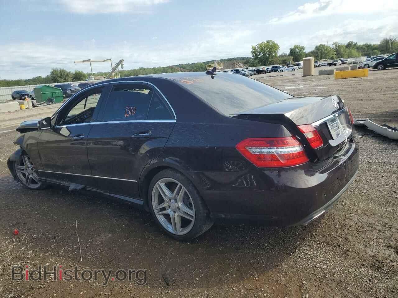 2011 MERCEDES-BENZ E-CLASS - VIN: WDDHF5GB3BA301418 - Фото 2