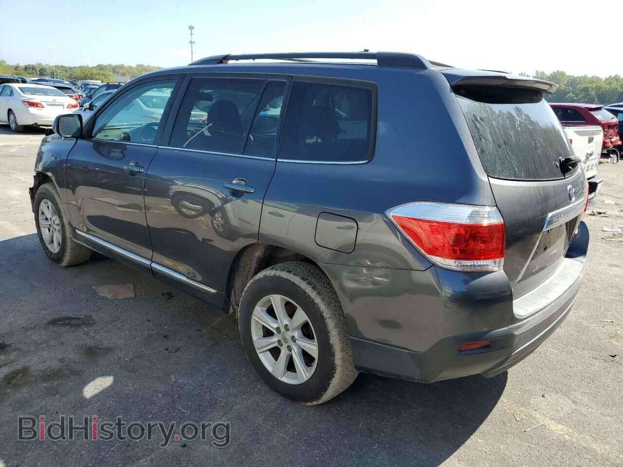 2013 TOYOTA HIGHLANDER - VIN: 5TDBK3EH8DS211145 - Фото 2