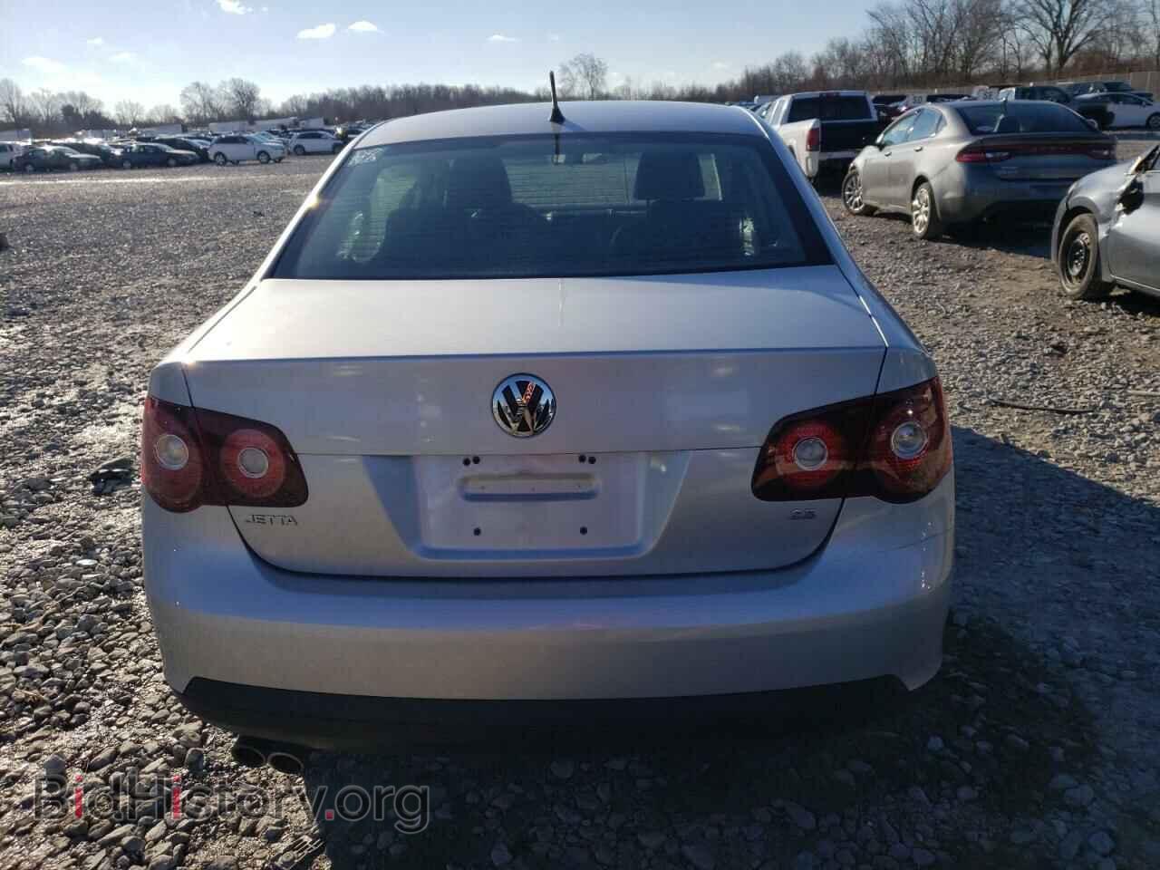 2010 VOLKSWAGEN JETTA - VIN: 3VWRX7AJ2AM129971 - Фото 6