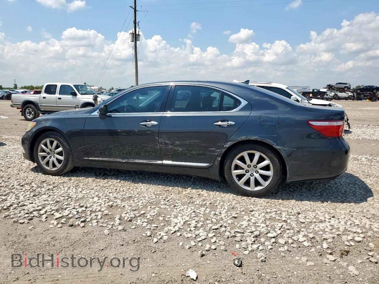 2009 LEXUS LS460 - VIN: JTHBL46F995090458 - Photo 2